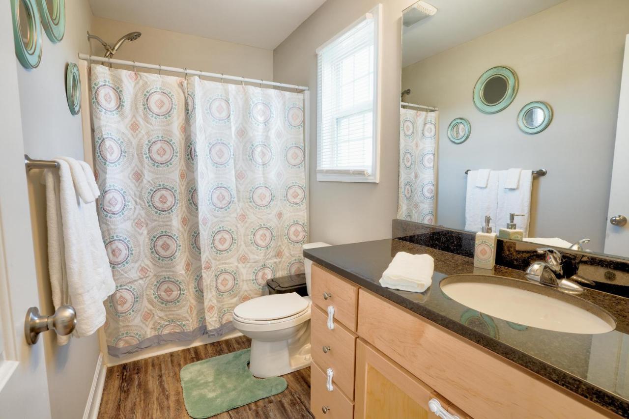Kannapolis Elegant Townhouse - Pet Friendly Екстер'єр фото