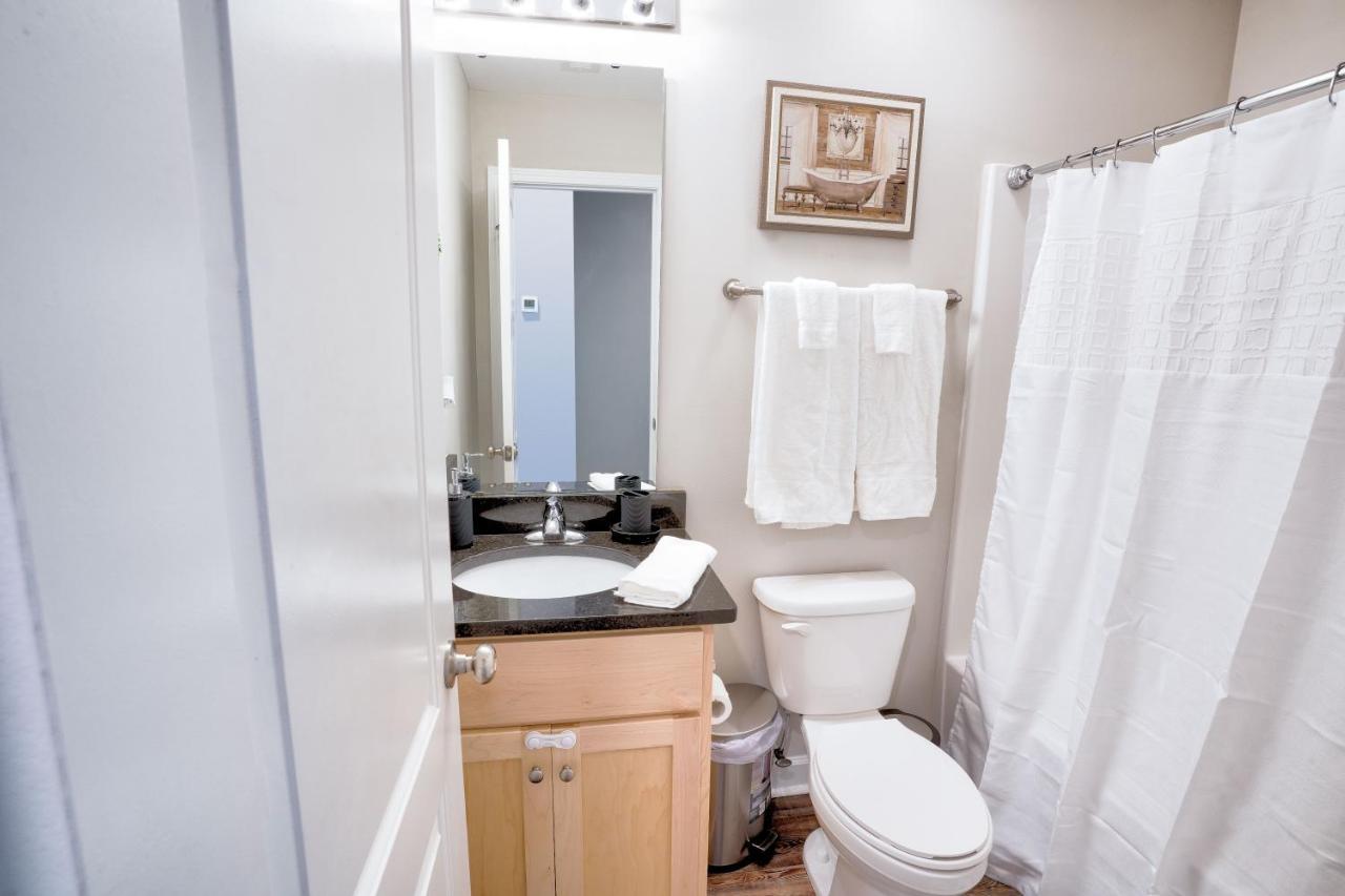 Kannapolis Elegant Townhouse - Pet Friendly Екстер'єр фото