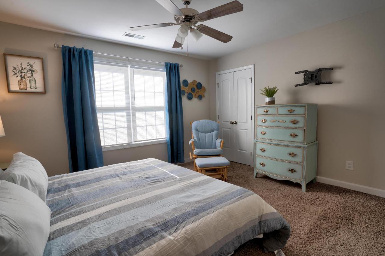 Kannapolis Elegant Townhouse - Pet Friendly Екстер'єр фото